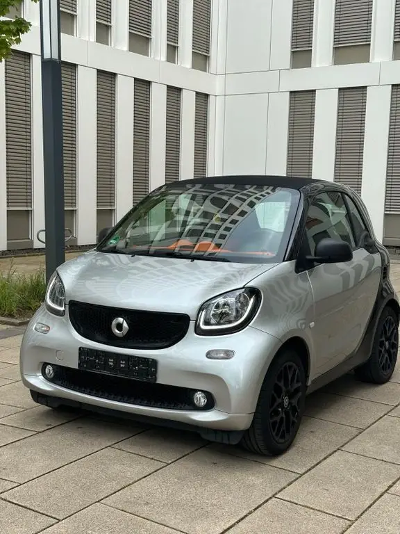 Photo 1 : Smart Fortwo 2018 Petrol