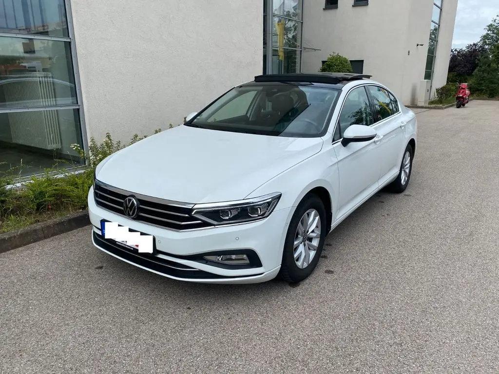 Photo 1 : Volkswagen Passat 2020 Diesel