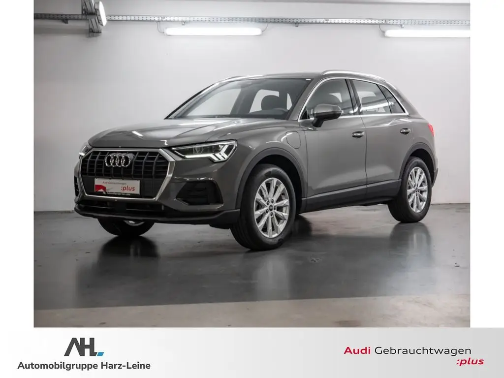 Photo 1 : Audi Q3 2023 Hybrid