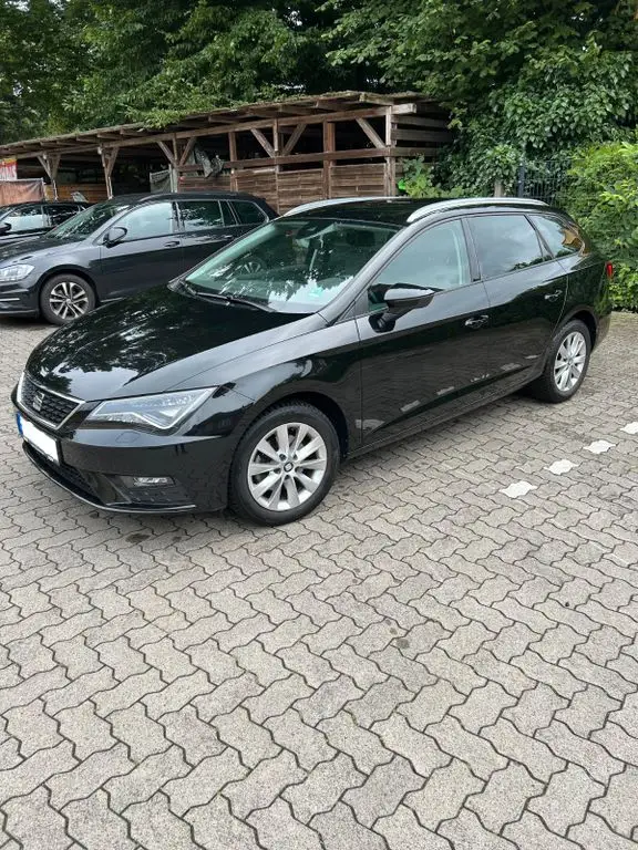 Photo 1 : Seat Leon 2019 Petrol