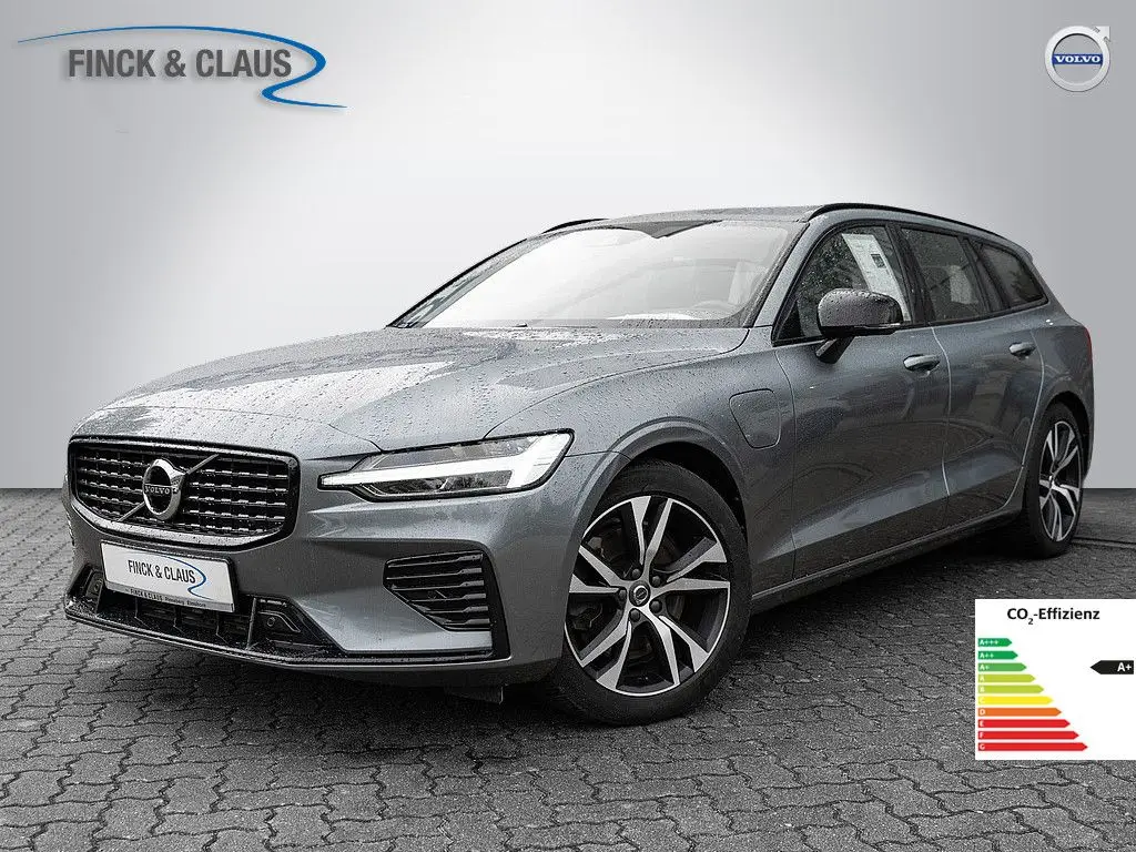 Photo 1 : Volvo V60 2021 Hybride