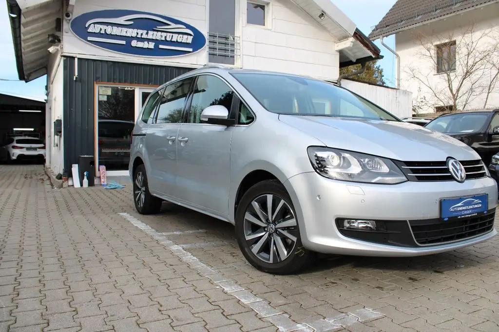 Photo 1 : Volkswagen Sharan 2022 Petrol