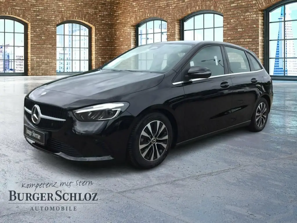 Photo 1 : Mercedes-benz Classe B 2023 Petrol