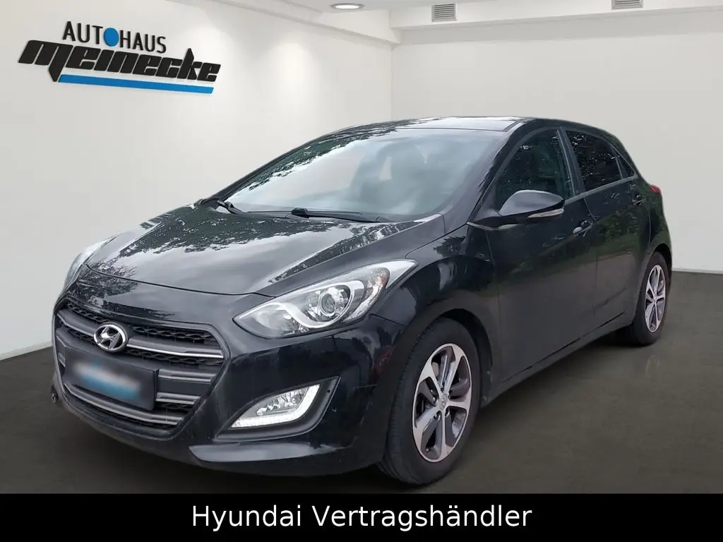 Photo 1 : Hyundai I30 2016 Petrol