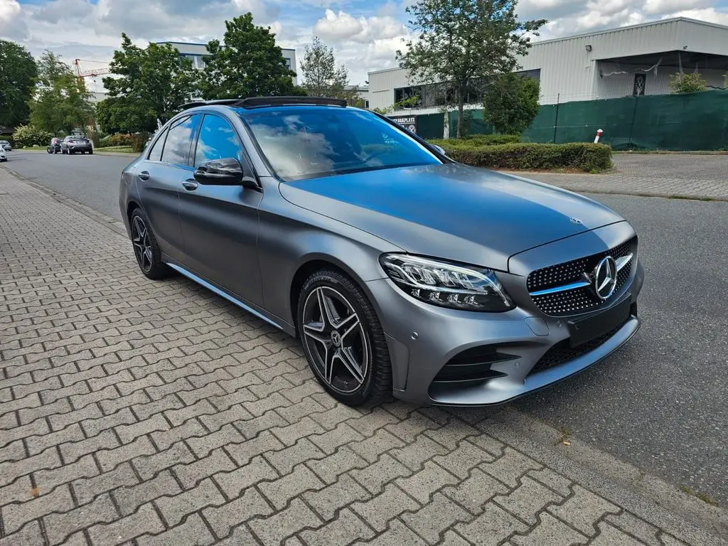 Photo 1 : Mercedes-benz Classe C 2020 Essence