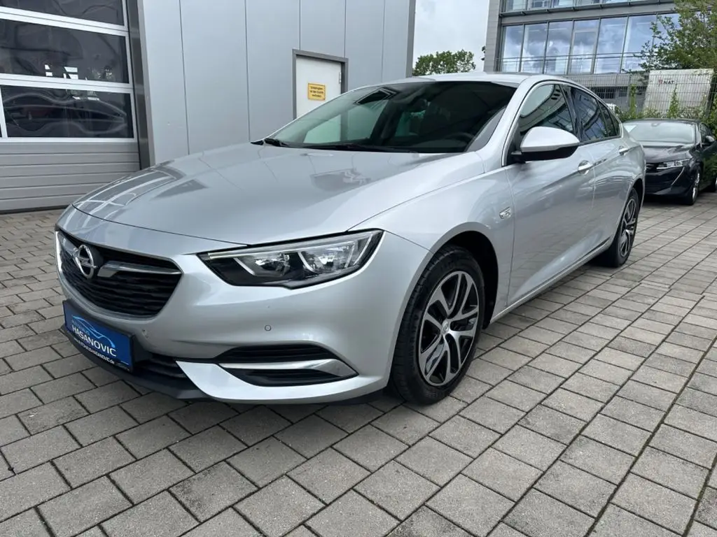 Photo 1 : Opel Insignia 2019 Diesel