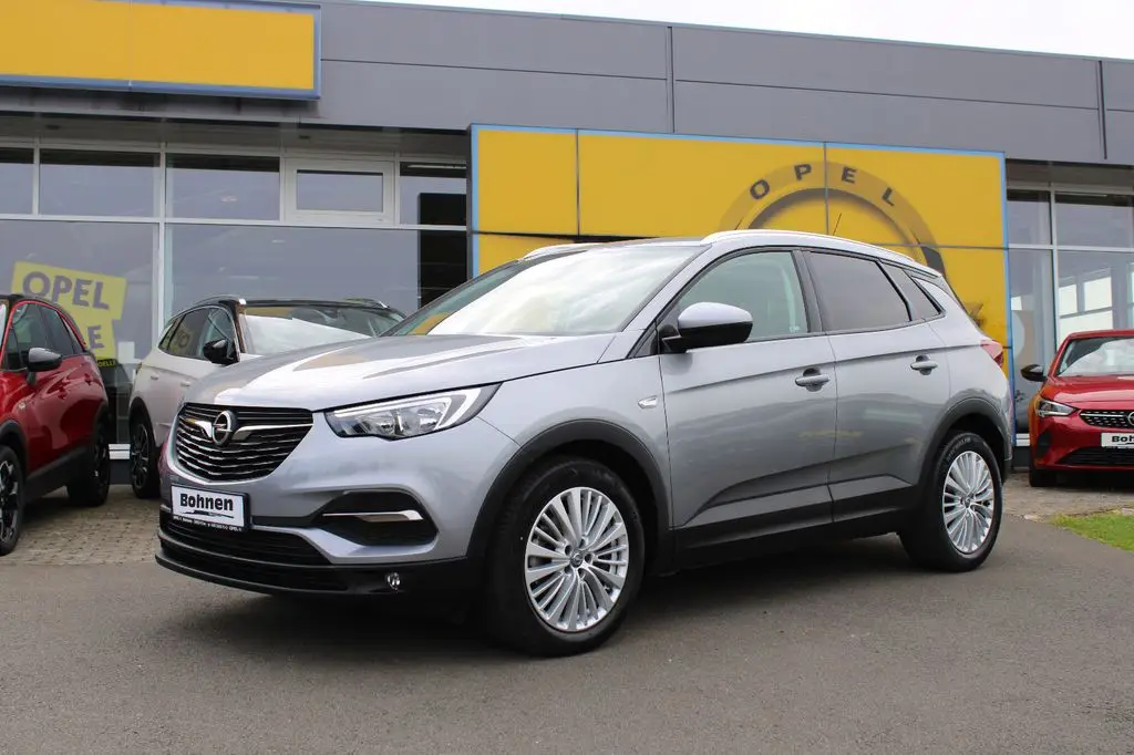 Photo 1 : Opel Grandland 2018 Petrol