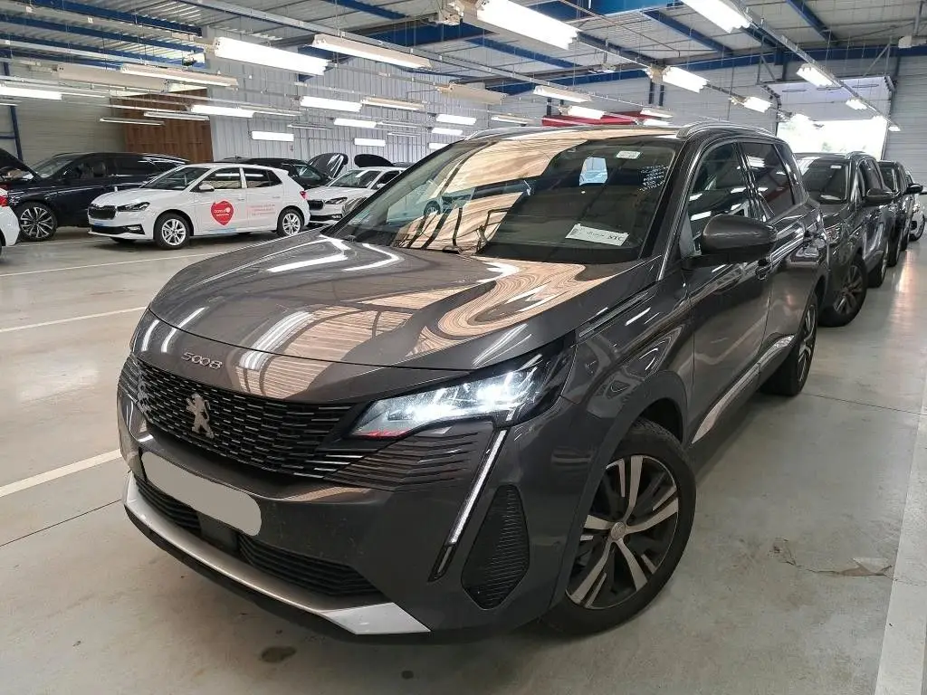 Photo 1 : Peugeot 5008 2021 Petrol