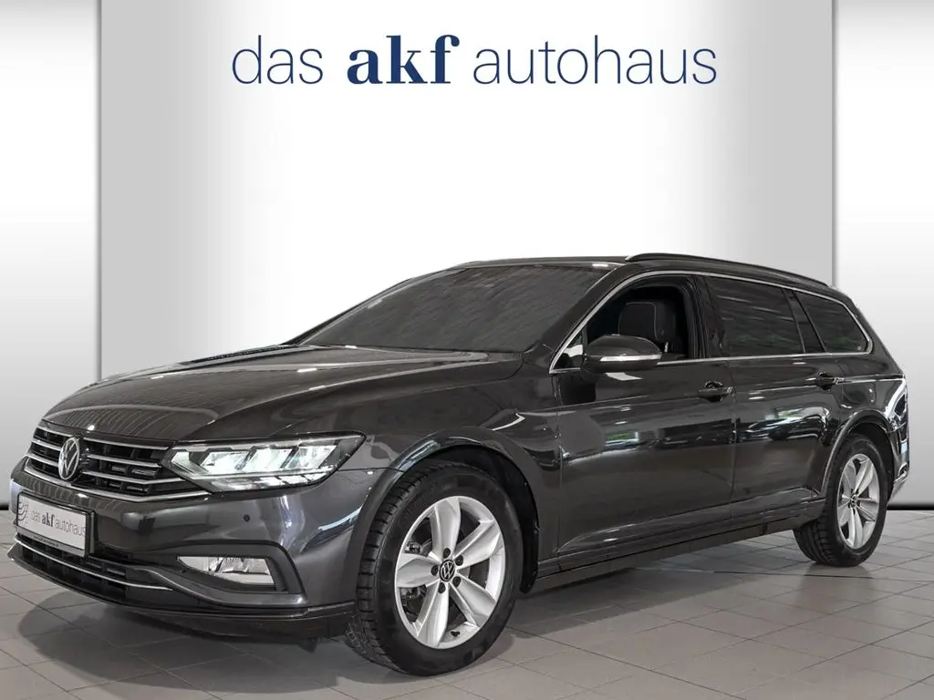 Photo 1 : Volkswagen Passat 2023 Diesel