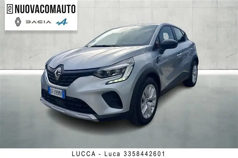 Photo 1 : Renault Captur 2021 Essence