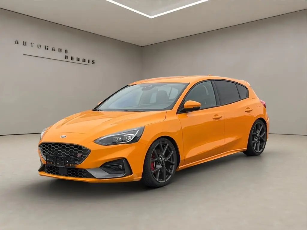 Photo 1 : Ford Focus 2019 Petrol