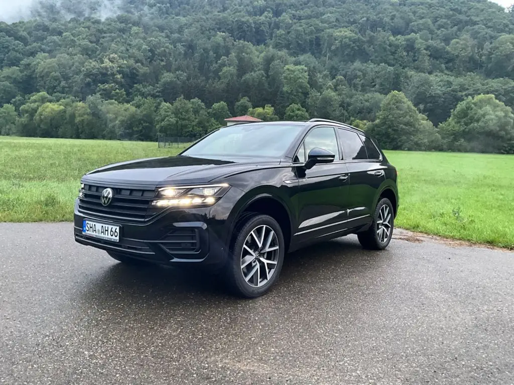 Photo 1 : Volkswagen Touareg 2023 Diesel