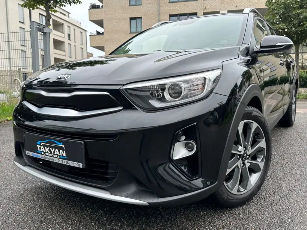 Photo 1 : Kia Stonic 2018 Petrol