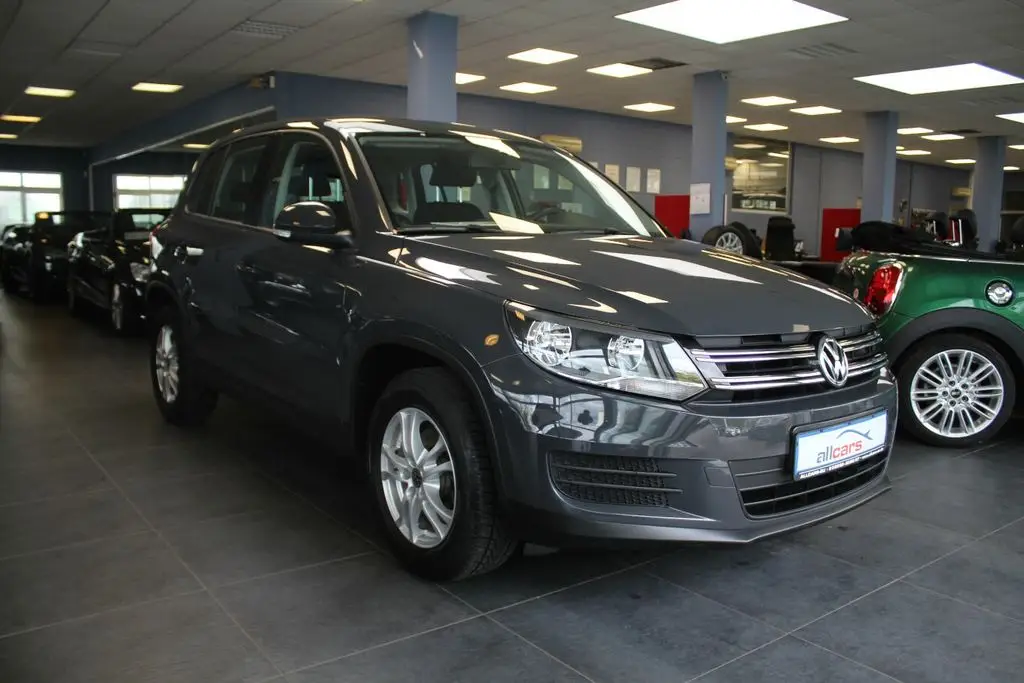 Photo 1 : Volkswagen Tiguan 2016 Petrol