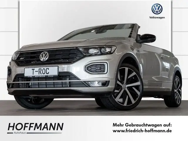 Photo 1 : Volkswagen T-roc 2020 Essence