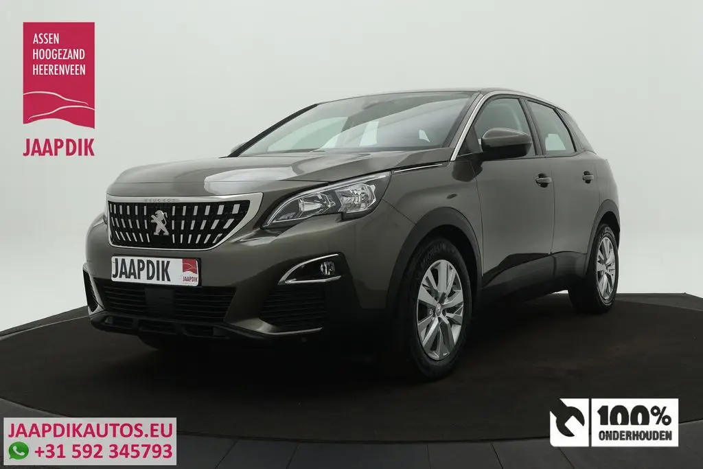 Photo 1 : Peugeot 3008 2019 Essence