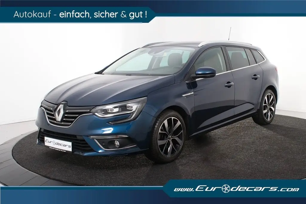 Photo 1 : Renault Megane 2019 Essence