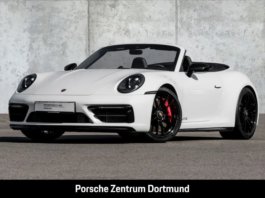 Photo 1 : Porsche 992 2023 Petrol