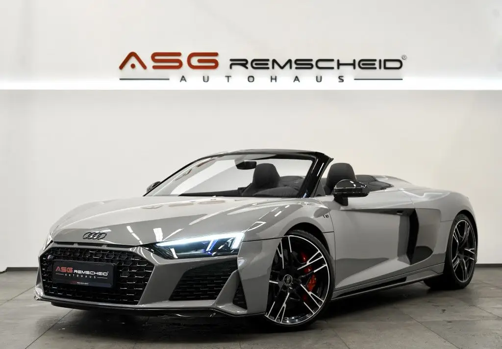 Photo 1 : Audi R8 2023 Petrol