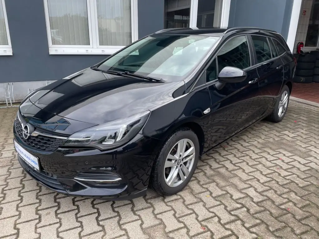 Photo 1 : Opel Astra 2021 Diesel