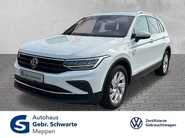 Photo 1 : Volkswagen Tiguan 2023 Petrol