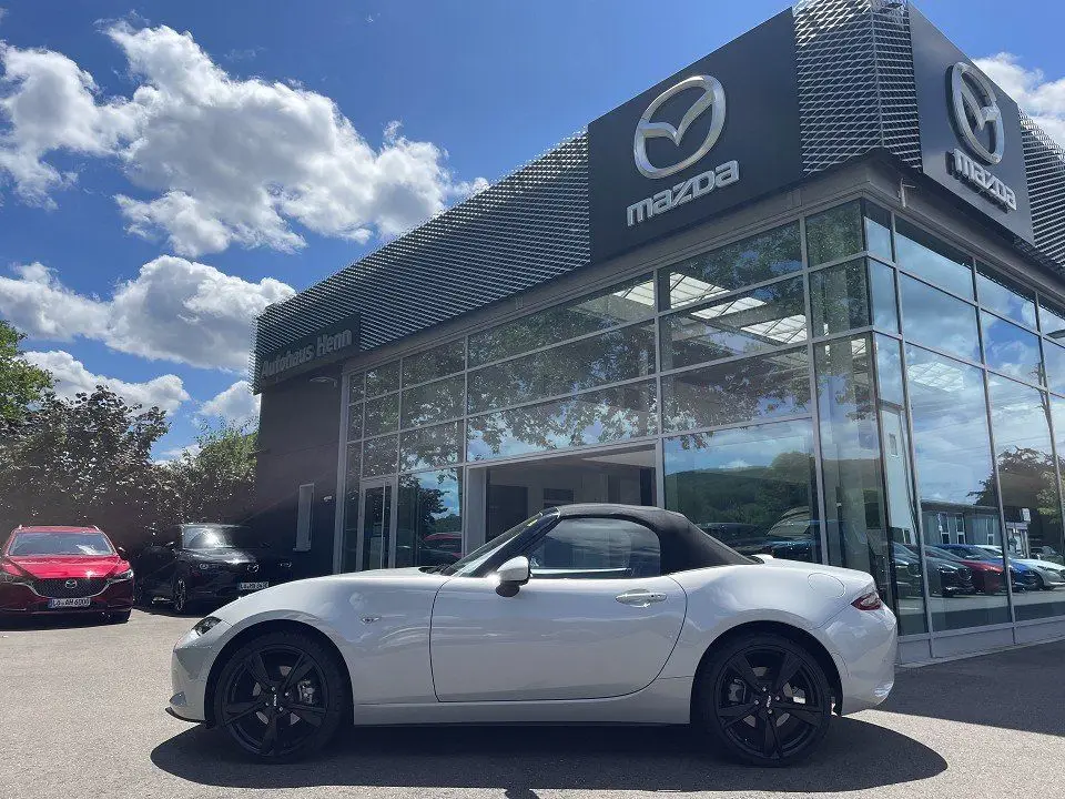 Photo 1 : Mazda Mx-5 2019 Essence