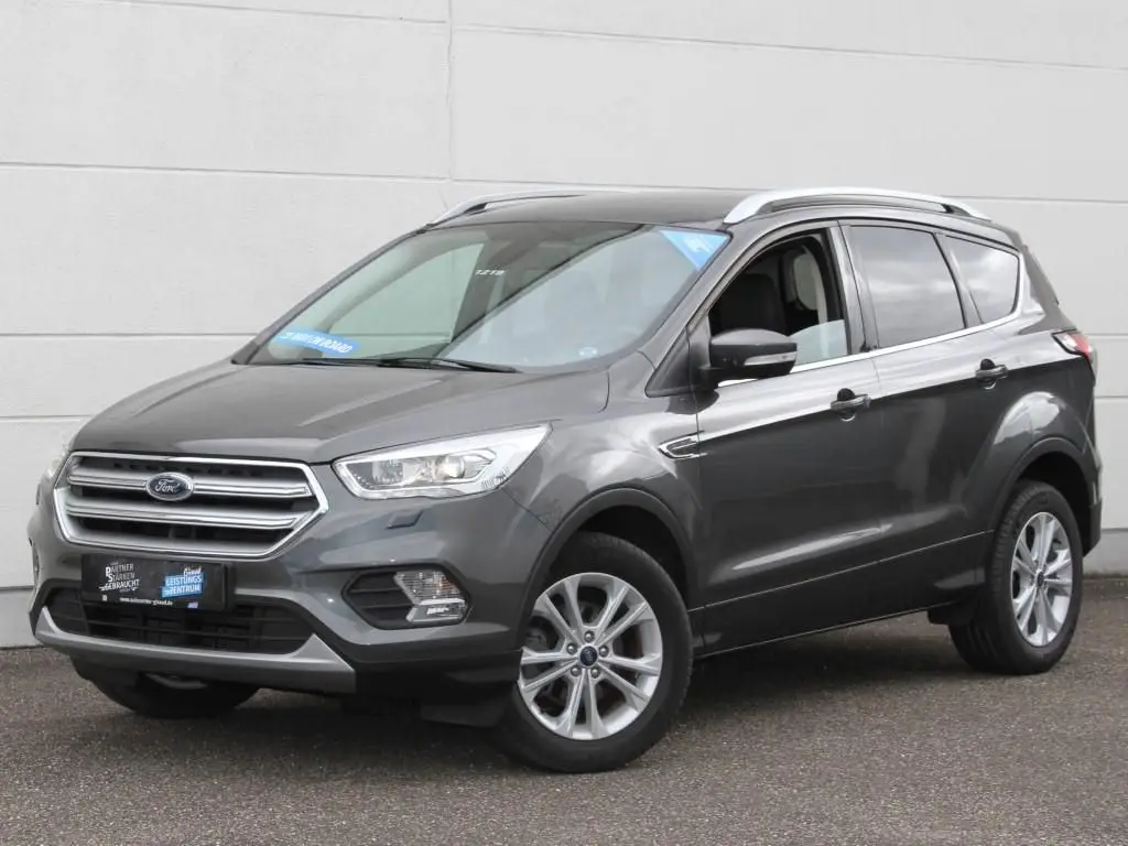 Photo 1 : Ford Kuga 2019 Essence