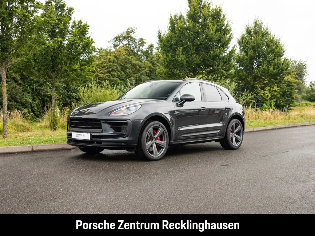 Photo 1 : Porsche Macan 2022 Essence