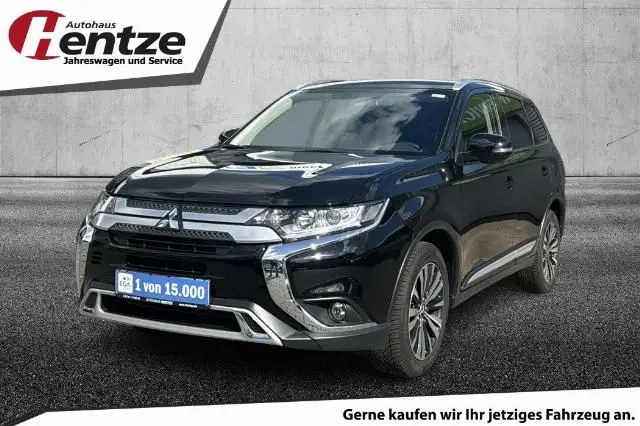 Photo 1 : Mitsubishi Outlander 2019 Petrol