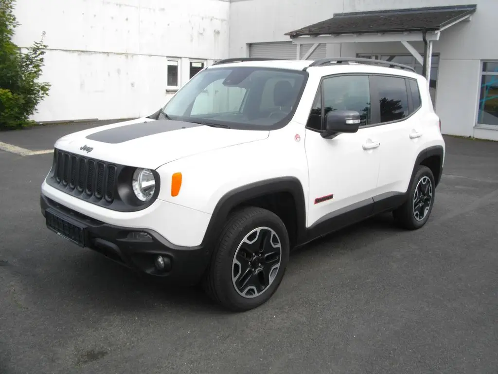 Photo 1 : Jeep Renegade 2016 Diesel