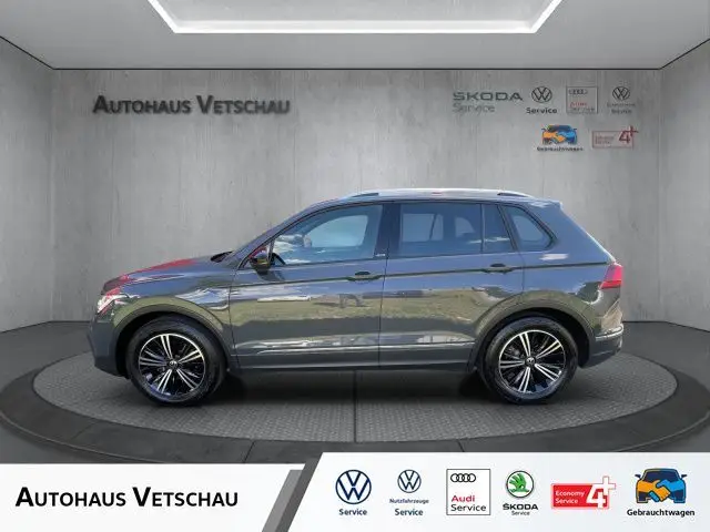 Photo 1 : Volkswagen Tiguan 2023 Essence