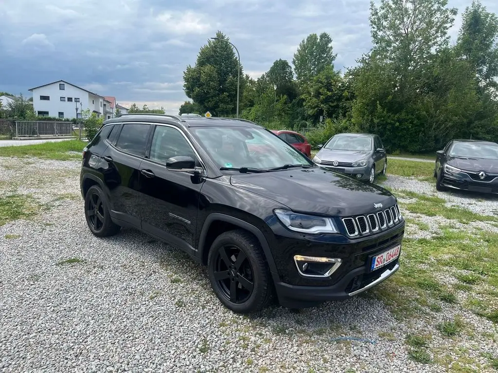 Photo 1 : Jeep Compass 2018 Petrol