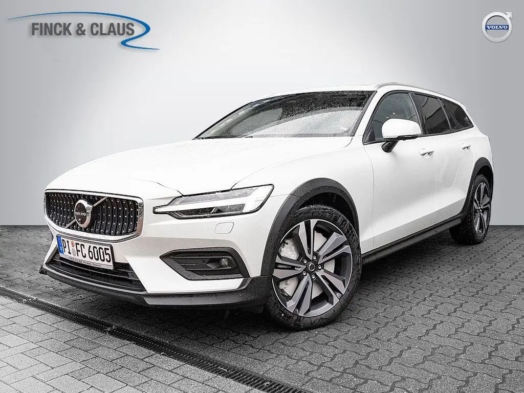 Photo 1 : Volvo V60 2024 Essence