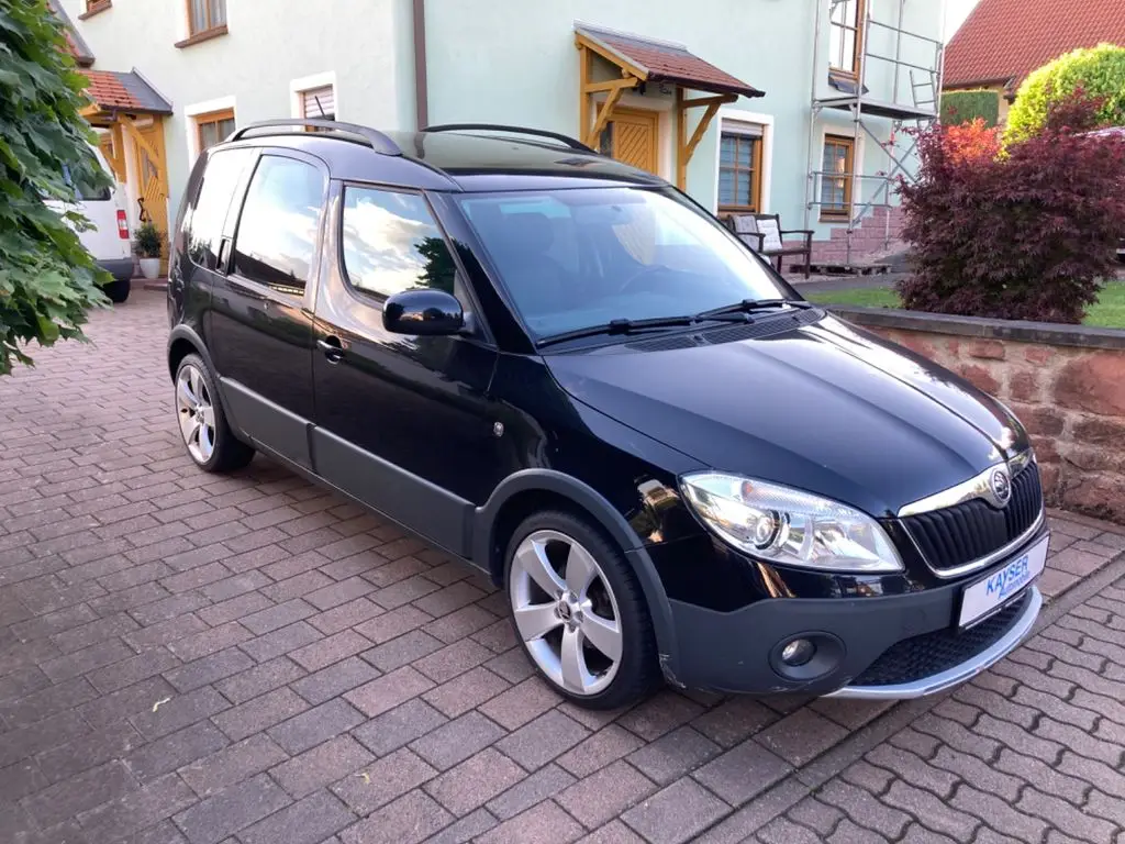 Photo 1 : Skoda Roomster 2015 Petrol