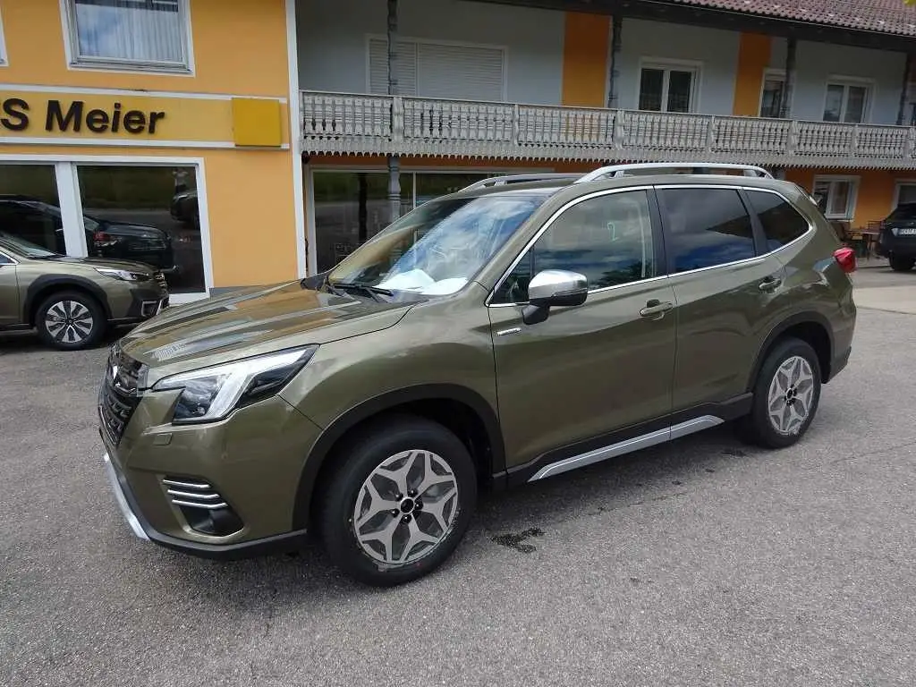 Photo 1 : Subaru Forester 2024 Petrol