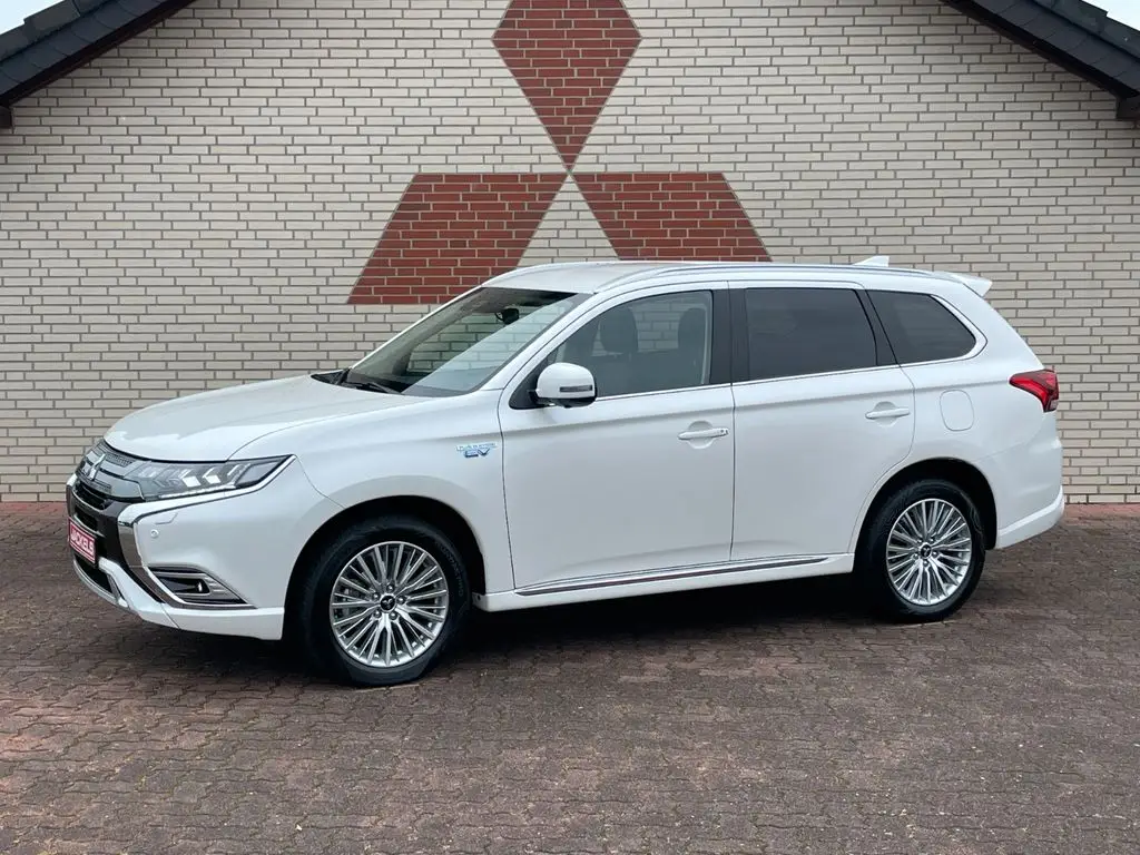 Photo 1 : Mitsubishi Outlander 2020 Hybride