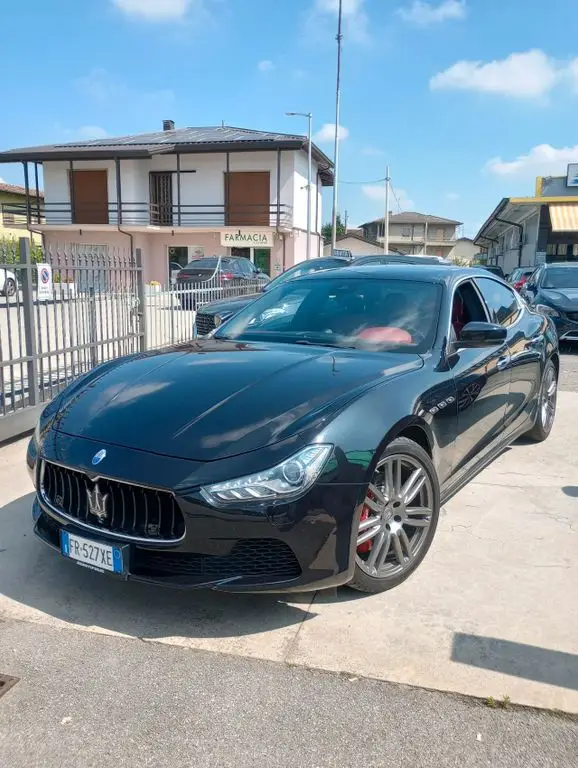 Photo 1 : Maserati Ghibli 2018 Essence