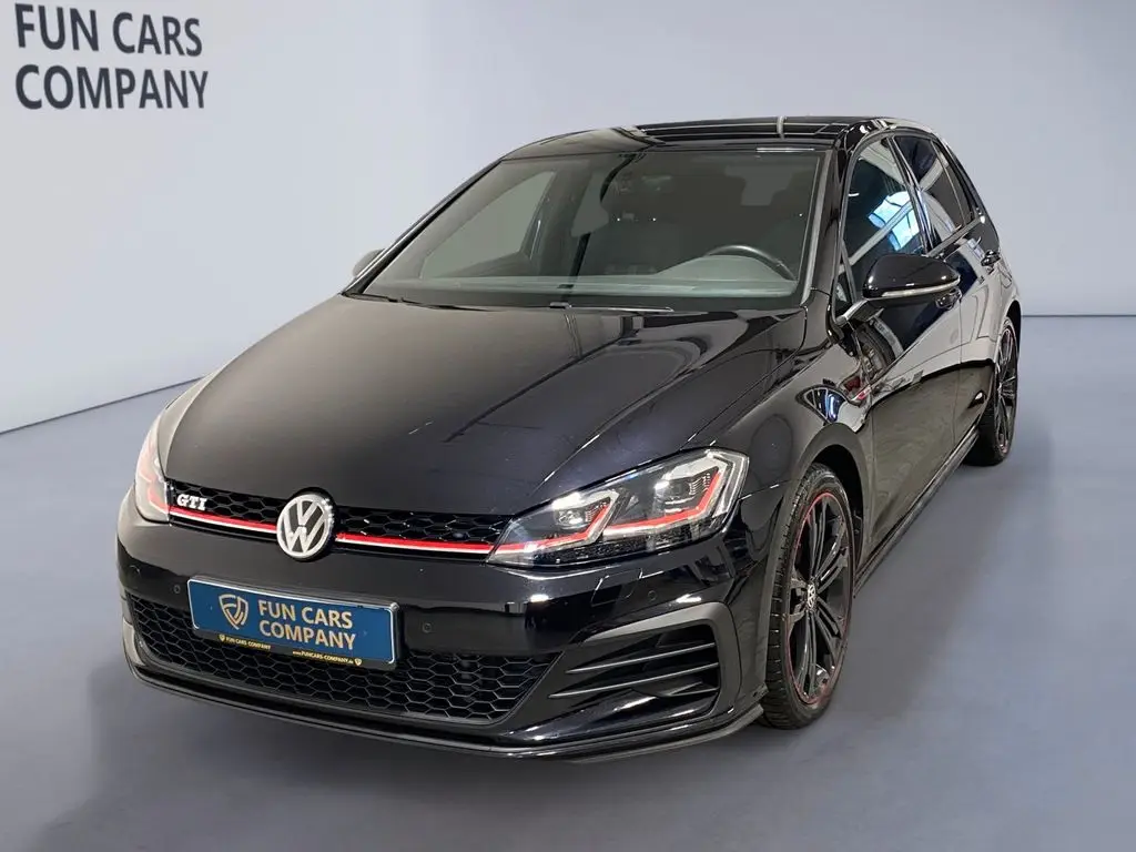 Photo 1 : Volkswagen Golf 2017 Essence