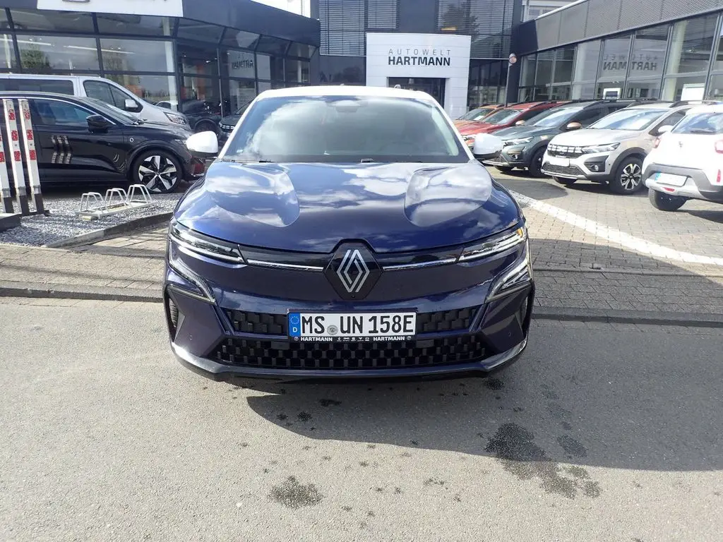 Photo 1 : Renault Megane 2024 Non renseigné