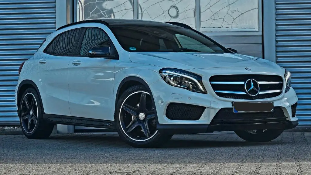 Photo 1 : Mercedes-benz Classe Gla 2016 Petrol