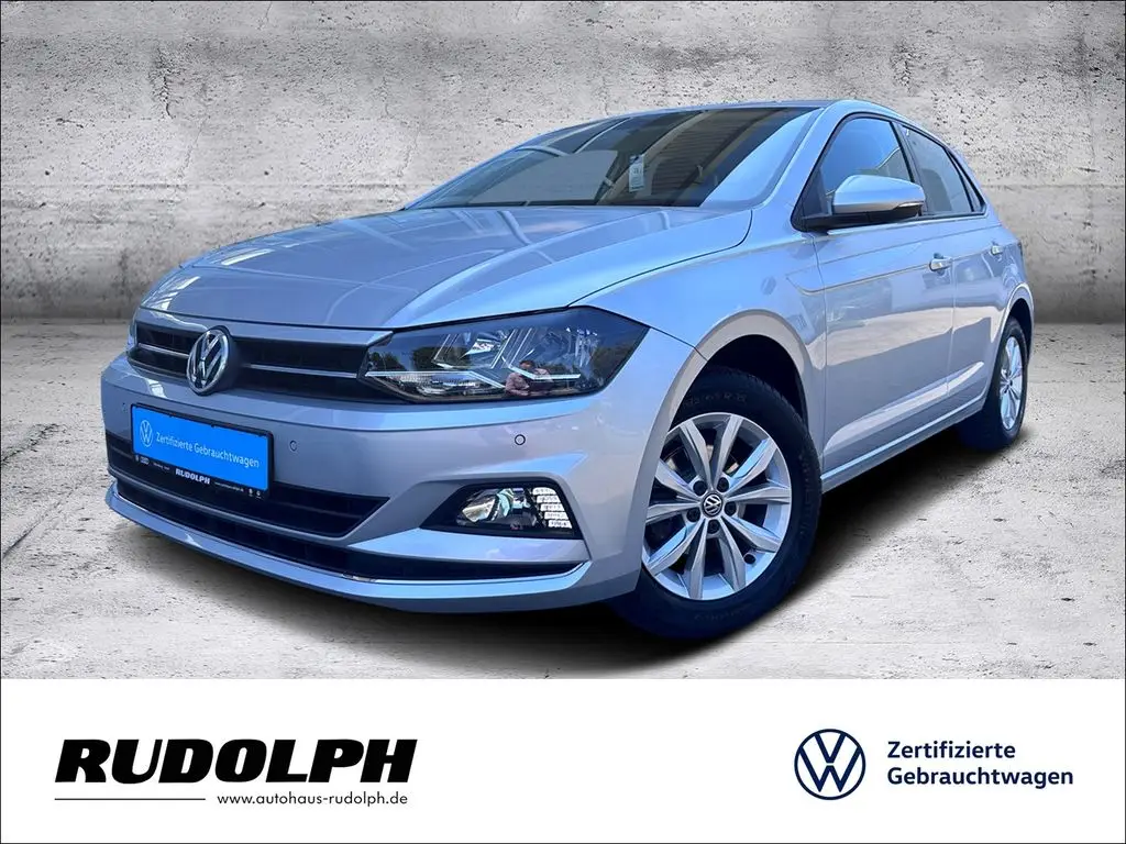 Photo 1 : Volkswagen Polo 2020 Essence