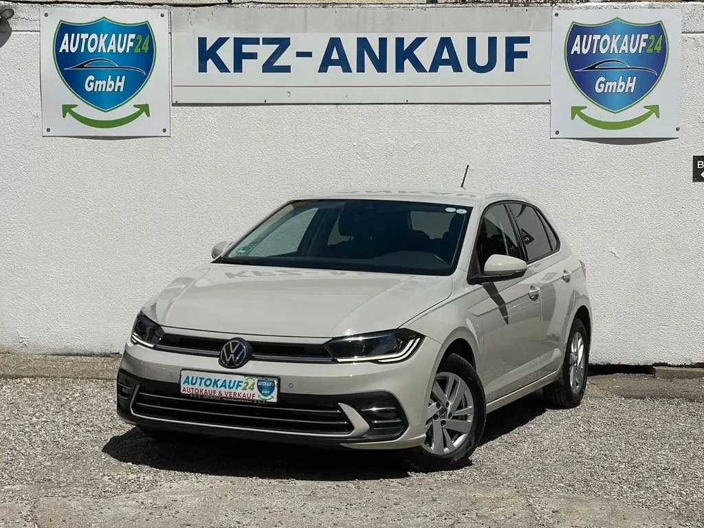 Photo 1 : Volkswagen Polo 2021 Essence