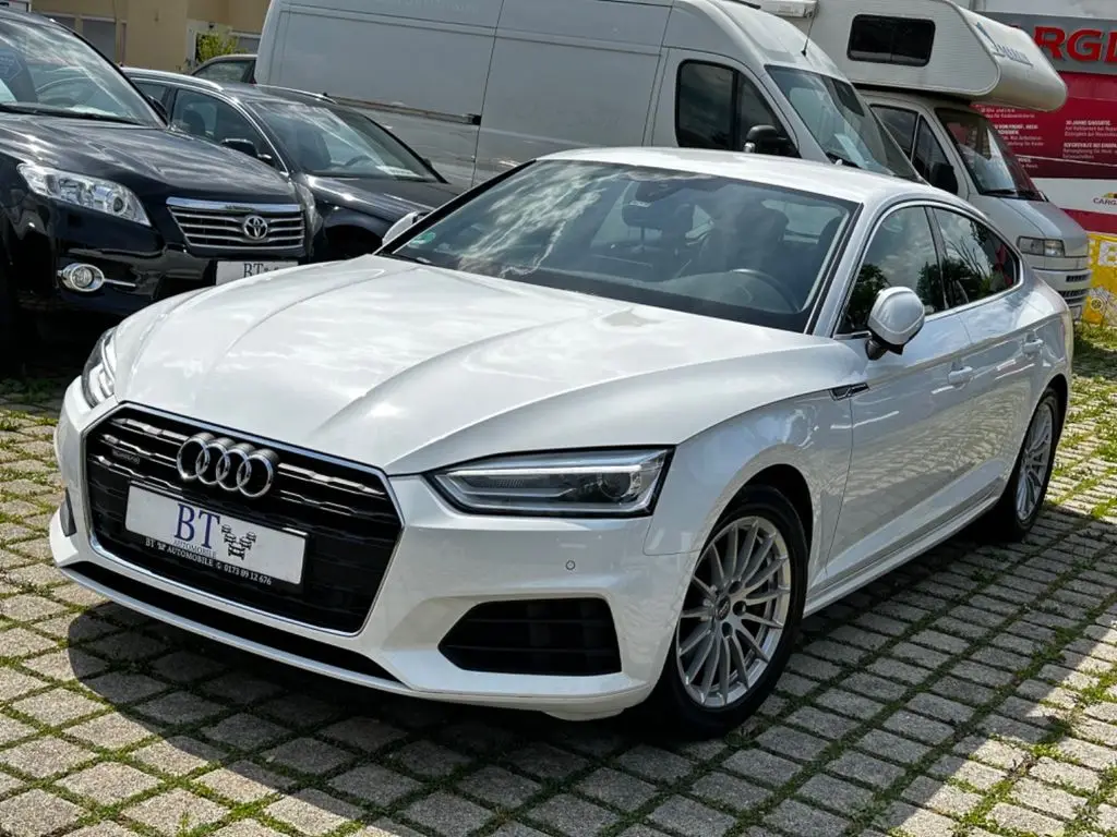 Photo 1 : Audi A5 2018 Petrol