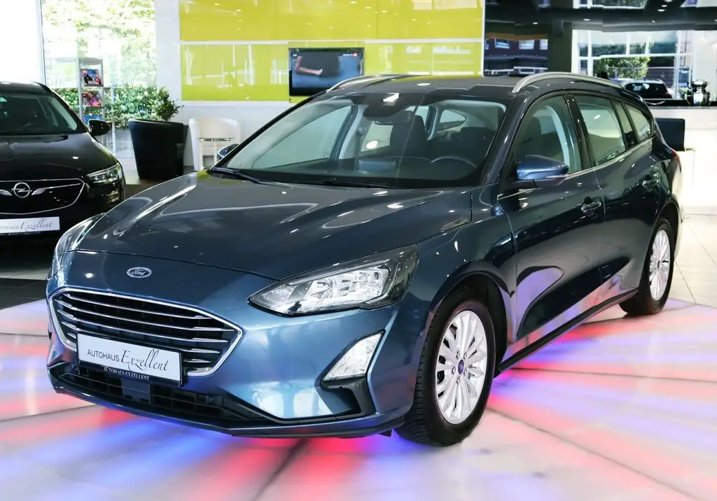 Photo 1 : Ford Focus 2021 Petrol