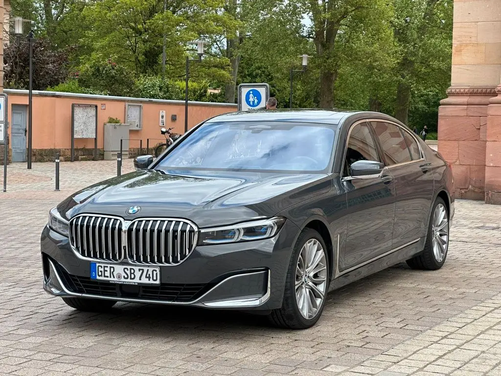 Photo 1 : Bmw Serie 7 2020 Diesel