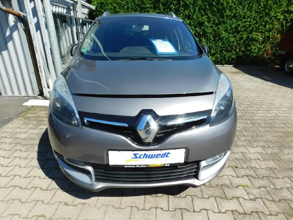 Photo 1 : Renault Scenic 2015 Essence