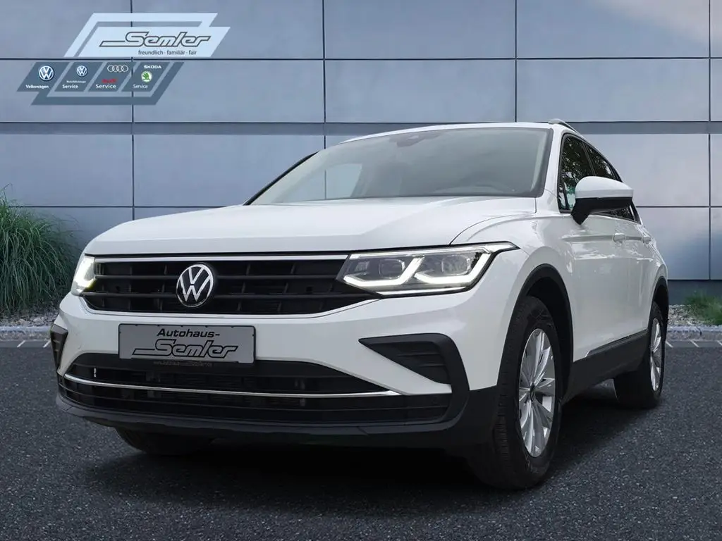 Photo 1 : Volkswagen Tiguan 2024 Essence