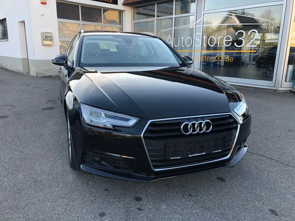 Photo 1 : Audi A4 2019 Diesel