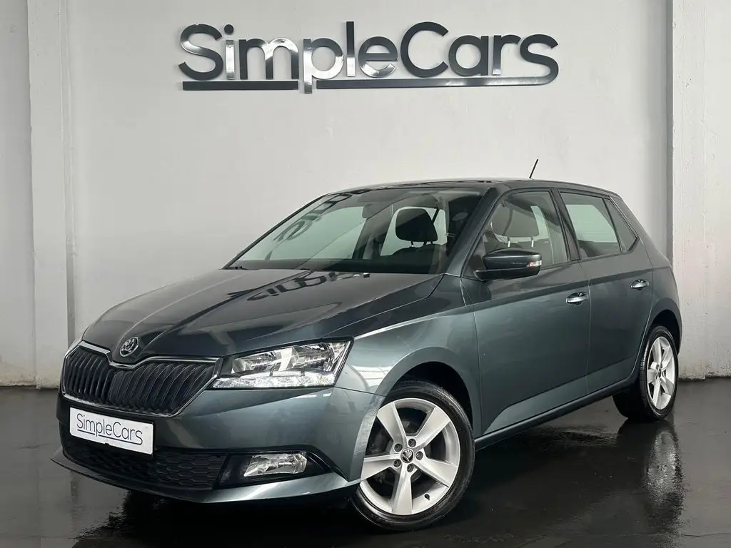 Photo 1 : Skoda Fabia 2019 Essence