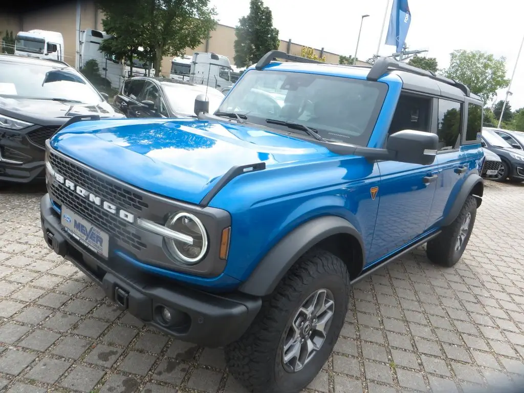 Photo 1 : Ford Bronco 2023 Petrol